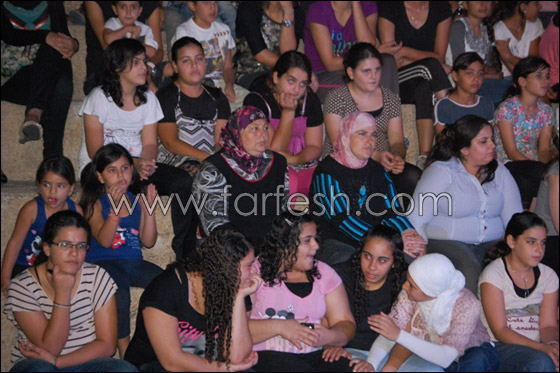 أيمن نحاس ورنا نعرة يُبدعان بأمسية فنية رمضانيّة في الطيرة!   صورة رقم 37