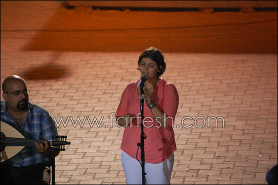 أيمن نحاس ورنا نعرة يُبدعان بأمسية فنية رمضانيّة في الطيرة!   صورة رقم 49