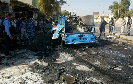 العراق: مصرع 34 شخص واصابة اكثر من 68 بانفجار مزدوج! صورة رقم 1