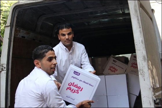 نجاح كبير لحملة سلكوم الرمضانية لدعم العائلات المحتاجة  صورة رقم 8