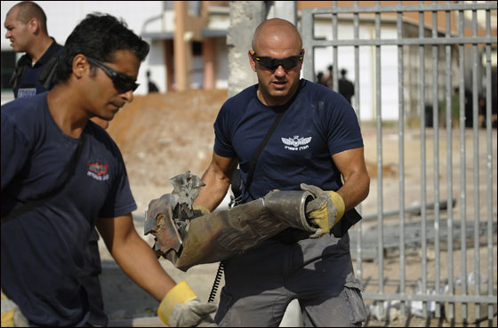 تصاعد حدة التوتر بعد هجمات الأمس واسرائيل تتوعد  صورة رقم 28