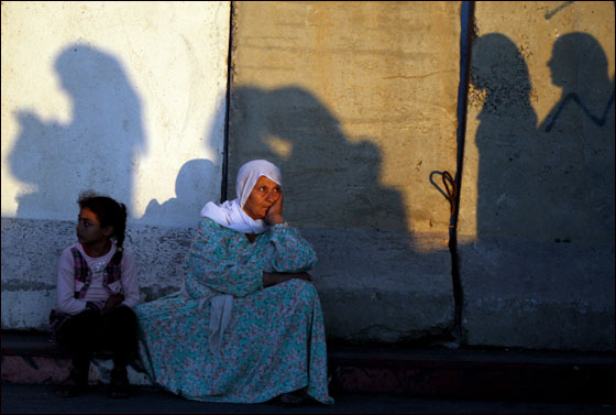 تصاعد حدة التوتر بعد هجمات الأمس واسرائيل تتوعد  صورة رقم 19