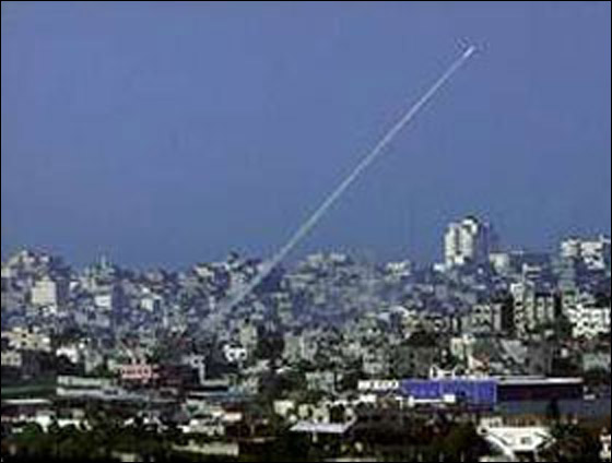 سقوط صواريخ غراد على بئر السبع جنوب اسرائيل صورة رقم 4 سقوط صواريخ غراد على بئر السبع جنوب اسرائيل صورة رقم 4