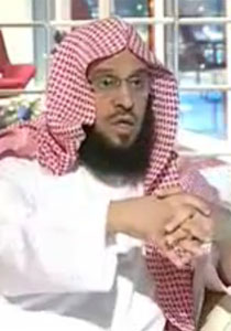 القرني: الذي يجري في سوريا لا يقره دين ولا عقل ولا أخلاق! صورة رقم 2