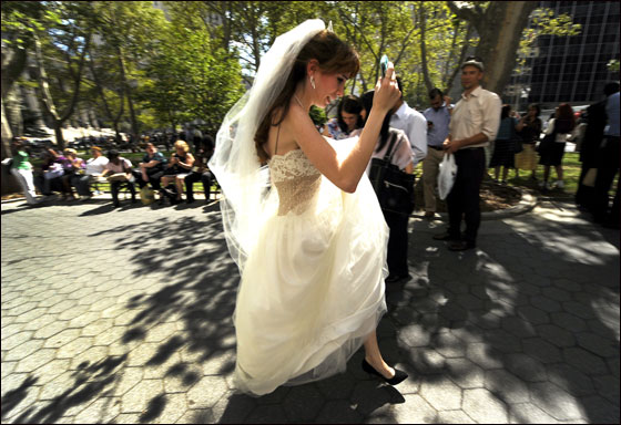 اخلاء مباني نيويورك بعد ان ضرب المنطقة زلزال بقوة 5.8 درجات صورة رقم 7