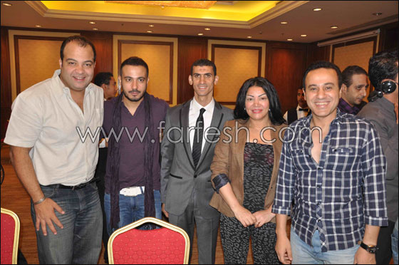 مجموعة من الفنانين تحضر حفل إفطار جماعي للأيتام المعاقين!  صورة رقم 3