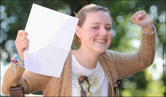 طالبة تفوقت في امتحانات الثانوية العامة رغم محاربتها السرطان!  صورة رقم 3