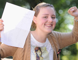 طالبة تفوقت في امتحانات الثانوية العامة رغم محاربتها السرطان!  صورة رقم 1