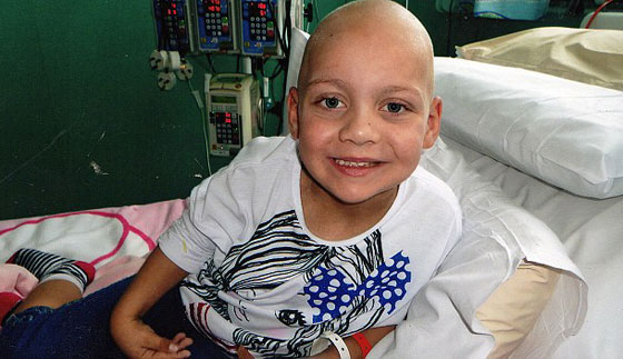 بكل انسانية: وهبت شقيقتها نخاعها الشوكي لتنتزعها من الموت صورة رقم 4