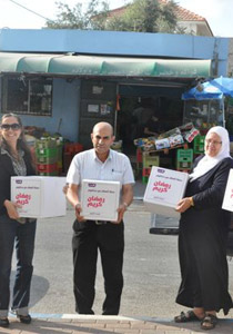 الآلاف يشاركون سلكوم في حملة رمضان للعائلات المحتاجة صورة رقم 1