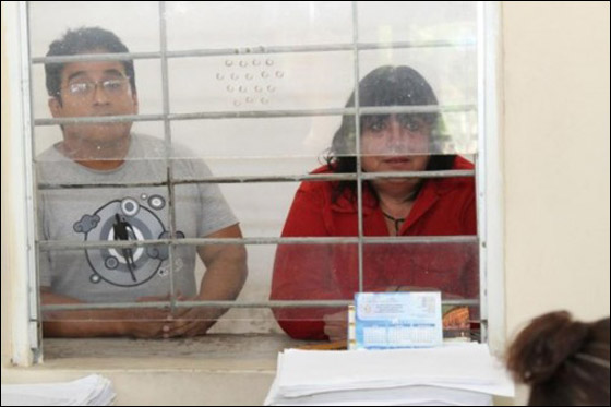 السجن 30 عاما لمدرّس ومذيعة نشرا تقارير كاذبة على السجن 30 عاما لمدرّس ومذيعة نشرا تقارير كاذبة على