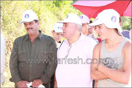 بالصور.. اهالي قرية يانوح يكرسون صليب ضخم!!  صورة رقم 19