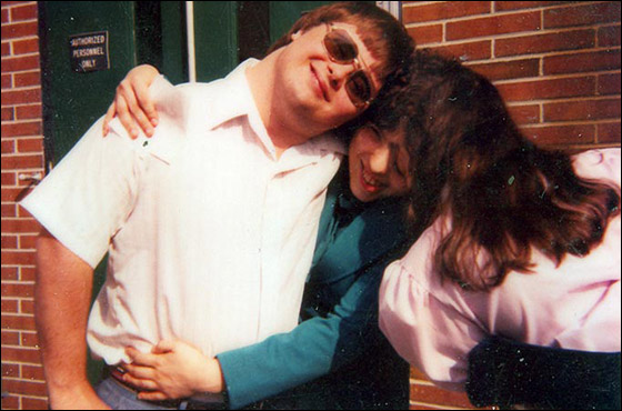 بعيد ميلادهما الـ50.. اكبر توأمان ملتصقان يكشفان اسرارهما النوعية صورة رقم 6