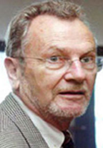 ايف بوني: فرنسا خسرت شرفها ومبادئها والسلطة الليبية بلا سيادة!  صورة رقم 1