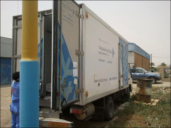 السعوديون يحتفظون بجثث الموتى في سيارات الخضار!!  صورة رقم 2