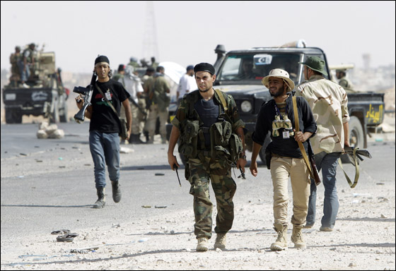 الثوار يسيطرون على معظم انحاء سرت ومعارك طاحنة في بني وليد!! صورة رقم 4