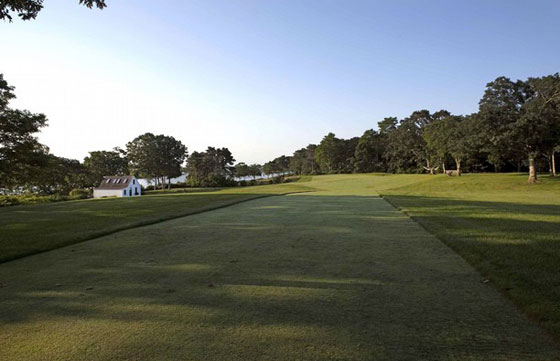 اوباما يبيع بيته الصيفي مقابل 23.7 مليون دولار فقط!  صورة رقم 4