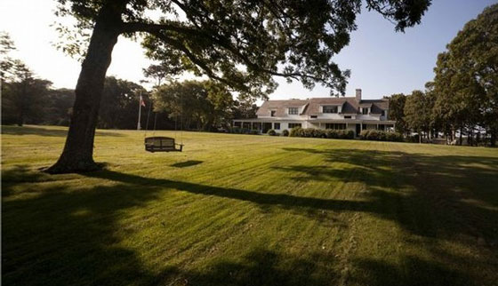 اوباما يبيع بيته الصيفي مقابل 23.7 مليون دولار فقط!  صورة رقم 10