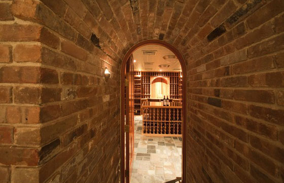 اوباما يبيع بيته الصيفي مقابل 23.7 مليون دولار فقط!  صورة رقم 9