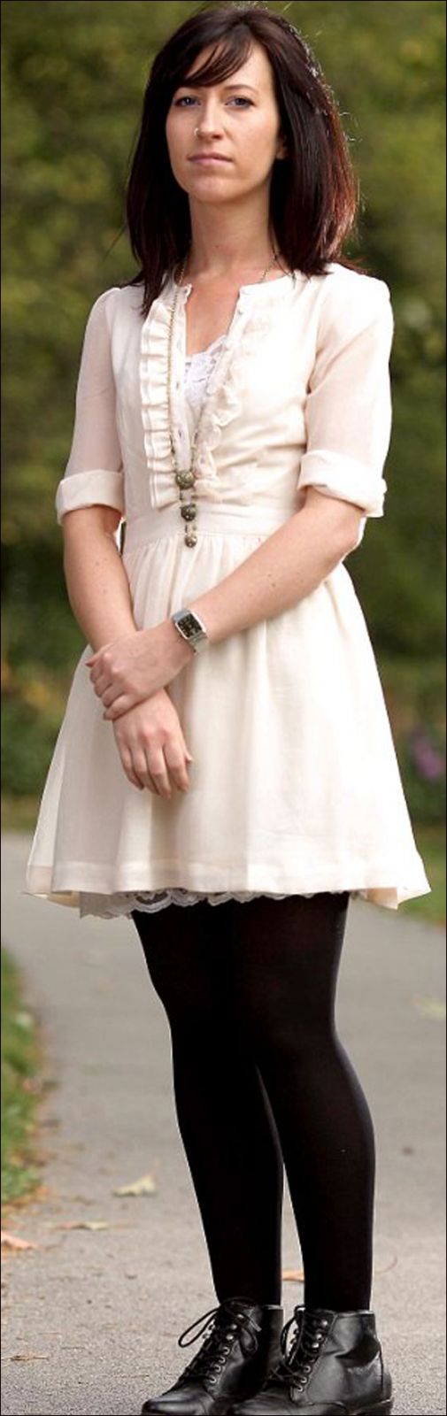 علاج الشعر تسبب بحرقه..  والمحكمة تغرّم الصالون بتعويضات صورة رقم 3