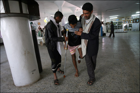 علي عبدالله صالح يعود الى صنعاء بعد رحلة علاج في السعودية!!  صورة رقم 5