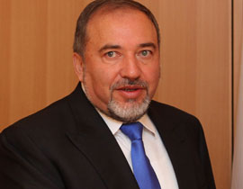 ليبرمان: خطاب عباس حافلا بالاكاذيب والادعاءات المظلمة!! صورة رقم 1