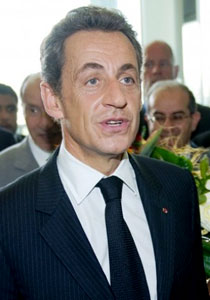 قبل 7 شهور من الانتخابات: ازدياد الفضائح المتورط بها ساركوزي!! صورة رقم 1