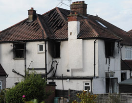 خلل كهربائي في ثلاجة يتسبب بمقتل ام وابنائها الخمسة حرقا صورة رقم 1 خلل كهربائي في ثلاجة يتسبب بمقتل ام وابنائها الخمسة حرقا صورة رقم 1