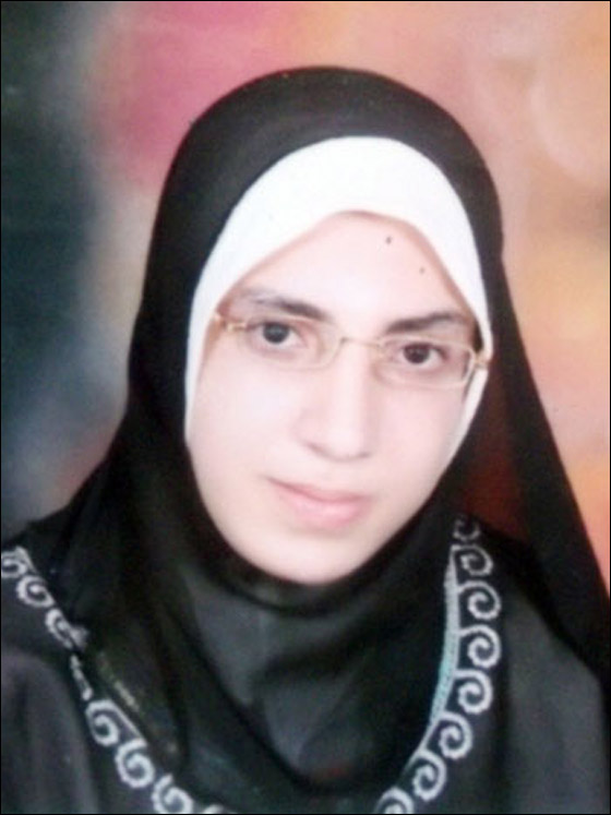 بالصور.. 3 شقيقات مكتملات الانوثة يتحولن الى رجال!!  صورة رقم 8