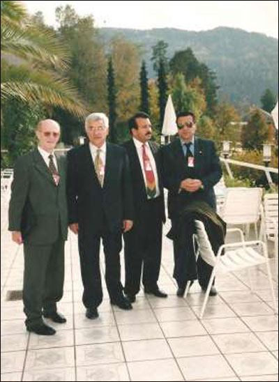 مرافق عرفات ينشر صوراً تروي أيام الفرح والترح في حياة الشهيد صورة رقم 8 مرافق عرفات ينشر صوراً تروي أيام الفرح والترح في حياة الشهيد صورة رقم 8