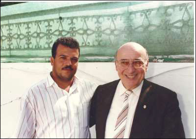 مرافق عرفات ينشر صوراً تروي أيام الفرح والترح في حياة الشهيد صورة رقم 10 مرافق عرفات ينشر صوراً تروي أيام الفرح والترح في حياة الشهيد صورة رقم 10