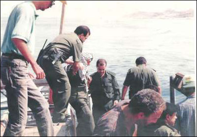 مرافق عرفات ينشر صوراً تروي أيام الفرح والترح في حياة الشهيد صورة رقم 12 مرافق عرفات ينشر صوراً تروي أيام الفرح والترح في حياة الشهيد صورة رقم 12