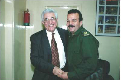 مرافق عرفات ينشر صوراً تروي أيام الفرح والترح في حياة الشهيد صورة رقم 16 مرافق عرفات ينشر صوراً تروي أيام الفرح والترح في حياة الشهيد صورة رقم 16