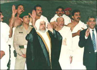 مرافق عرفات ينشر صوراً تروي أيام الفرح والترح في حياة الشهيد صورة رقم 21 مرافق عرفات ينشر صوراً تروي أيام الفرح والترح في حياة الشهيد صورة رقم 21