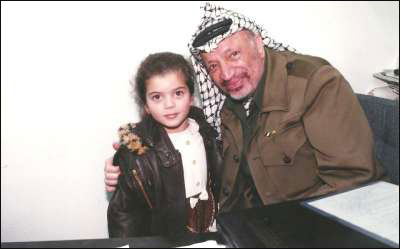 مرافق عرفات ينشر صوراً تروي أيام الفرح والترح في حياة الشهيد صورة رقم 22 مرافق عرفات ينشر صوراً تروي أيام الفرح والترح في حياة الشهيد صورة رقم 22