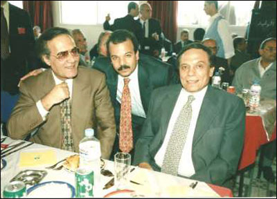 مرافق عرفات ينشر صوراً تروي أيام الفرح والترح في حياة الشهيد صورة رقم 30 مرافق عرفات ينشر صوراً تروي أيام الفرح والترح في حياة الشهيد صورة رقم 30