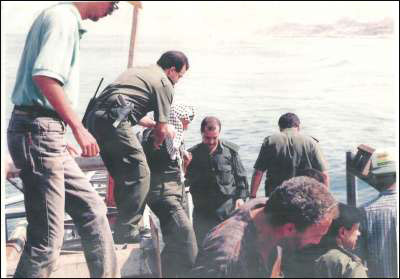 مرافق عرفات ينشر صوراً تروي أيام الفرح والترح في حياة الشهيد صورة رقم 37 مرافق عرفات ينشر صوراً تروي أيام الفرح والترح في حياة الشهيد صورة رقم 37