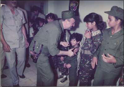 مرافق عرفات ينشر صوراً تروي أيام الفرح والترح في حياة الشهيد صورة رقم 39 مرافق عرفات ينشر صوراً تروي أيام الفرح والترح في حياة الشهيد صورة رقم 39