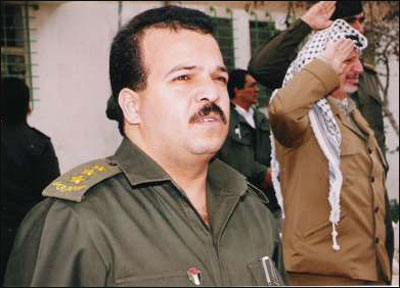 مرافق عرفات ينشر صوراً تروي أيام الفرح والترح في حياة الشهيد صورة رقم 40 مرافق عرفات ينشر صوراً تروي أيام الفرح والترح في حياة الشهيد صورة رقم 40