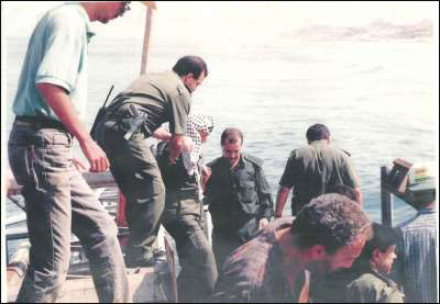 مرافق عرفات ينشر صوراً تروي أيام الفرح والترح في حياة الشهيد صورة رقم 52 مرافق عرفات ينشر صوراً تروي أيام الفرح والترح في حياة الشهيد صورة رقم 52