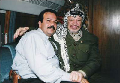 مرافق عرفات ينشر صوراً تروي أيام الفرح والترح في حياة الشهيد صورة رقم 83 مرافق عرفات ينشر صوراً تروي أيام الفرح والترح في حياة الشهيد صورة رقم 83