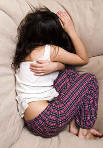 4 اشقاء من ذوي الاحتياجات الخاصة يتلذذون بتناول فضلاتهم!! صورة رقم 1