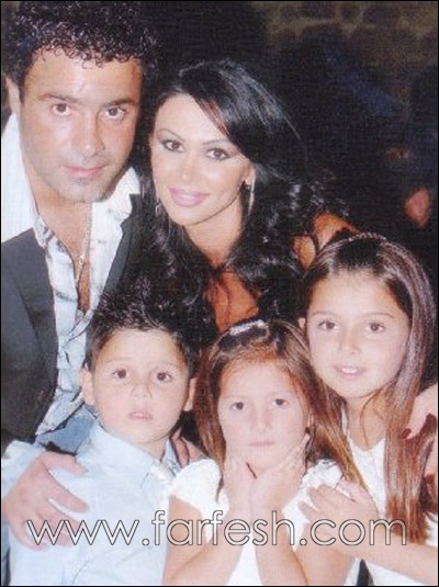 وراء كل فنان عظيم امرأة اعظم وعائلة تدعم!! صورة رقم 4 وراء كل فنان عظيم امرأة اعظم وعائلة تدعم!! صورة رقم 4