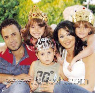 وراء كل فنان عظيم امرأة اعظم وعائلة تدعم!! صورة رقم 3 وراء كل فنان عظيم امرأة اعظم وعائلة تدعم!! صورة رقم 3