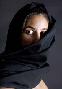 الرجال المقبلون على الزواج يعرفون ماضي مخطوبتهم بمساعدة الجن!! صورة رقم 1 الرجال المقبلون على الزواج يعرفون ماضي مخطوبتهم بمساعدة الجن!! صورة رقم 1