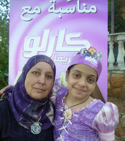 عشرات الأمهات تفاجئن أولادهن عبر 