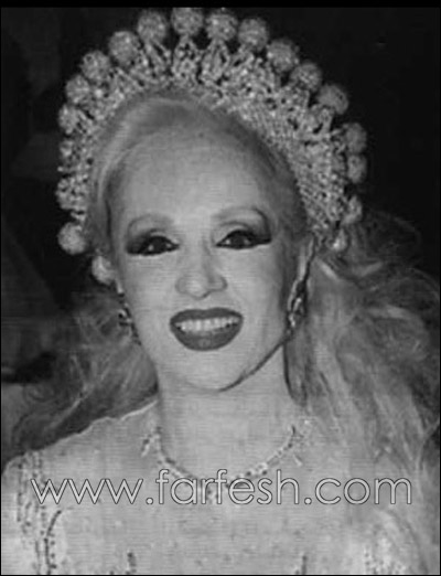 بالصور.. فنانات عربيات تتحلين بالجرأة وتزينّ شعرهن بالتاج صورة رقم 7 بالصور.. فنانات عربيات تتحلين بالجرأة وتزينّ شعرهن بالتاج صورة رقم 7