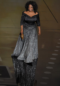 كم يبلغ دخل المذيعة الشهيرة اوبرا وينفري في السنة؟!! صورة رقم 1 كم يبلغ دخل المذيعة الشهيرة اوبرا وينفري في السنة؟!! صورة رقم 1