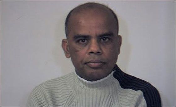 سجن ثري بريطاني 6 اشهر بسبب ادمانه على سرقة السترات الجلدية! صورة رقم 1 سجن ثري بريطاني 6 اشهر بسبب ادمانه على سرقة السترات الجلدية! صورة رقم 1