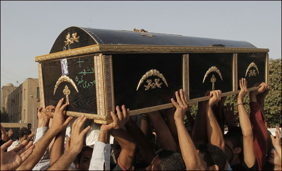 بالصور.. تشييع جثامين  ضحايا أحداث ماسبيرو في القاهرة  صورة رقم 4